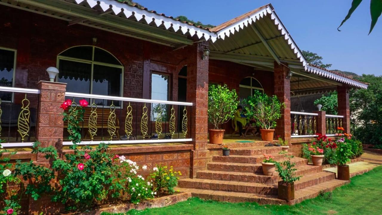 Sai Leela Bungalow - Villa With Private Pool มหาบาเลชวาร์ ภายนอก รูปภาพ